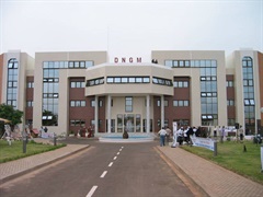 Direction Nationale de la Géologie et des Mines (DNGM) - Laboratoire